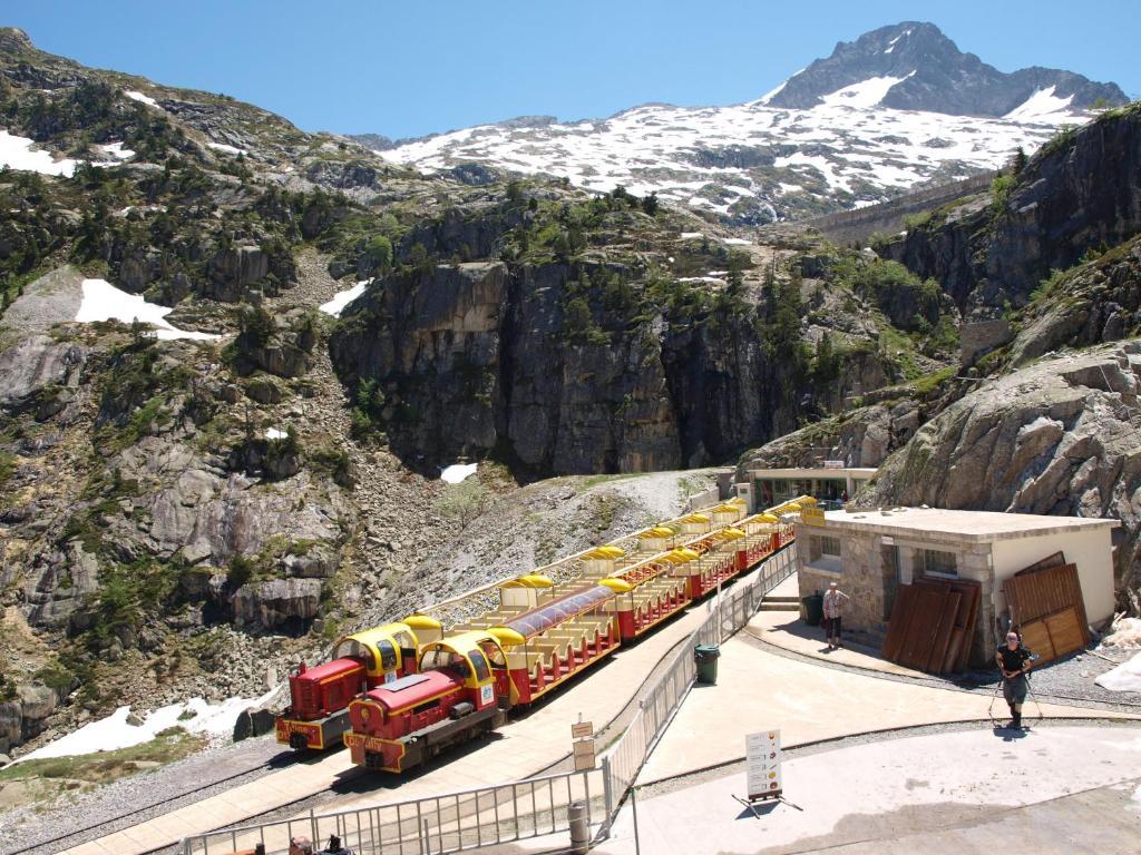 Hotel Valle De Izas Sallent de Gállego Zewnętrze zdjęcie